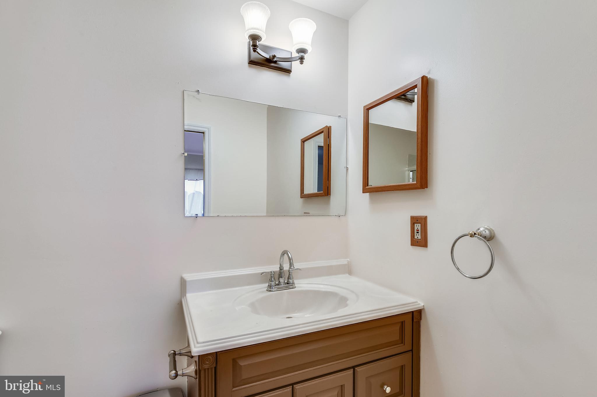 130 South Fox Road Sterling, VA 20164 - Photo 26 of 52 Gallery Image 26