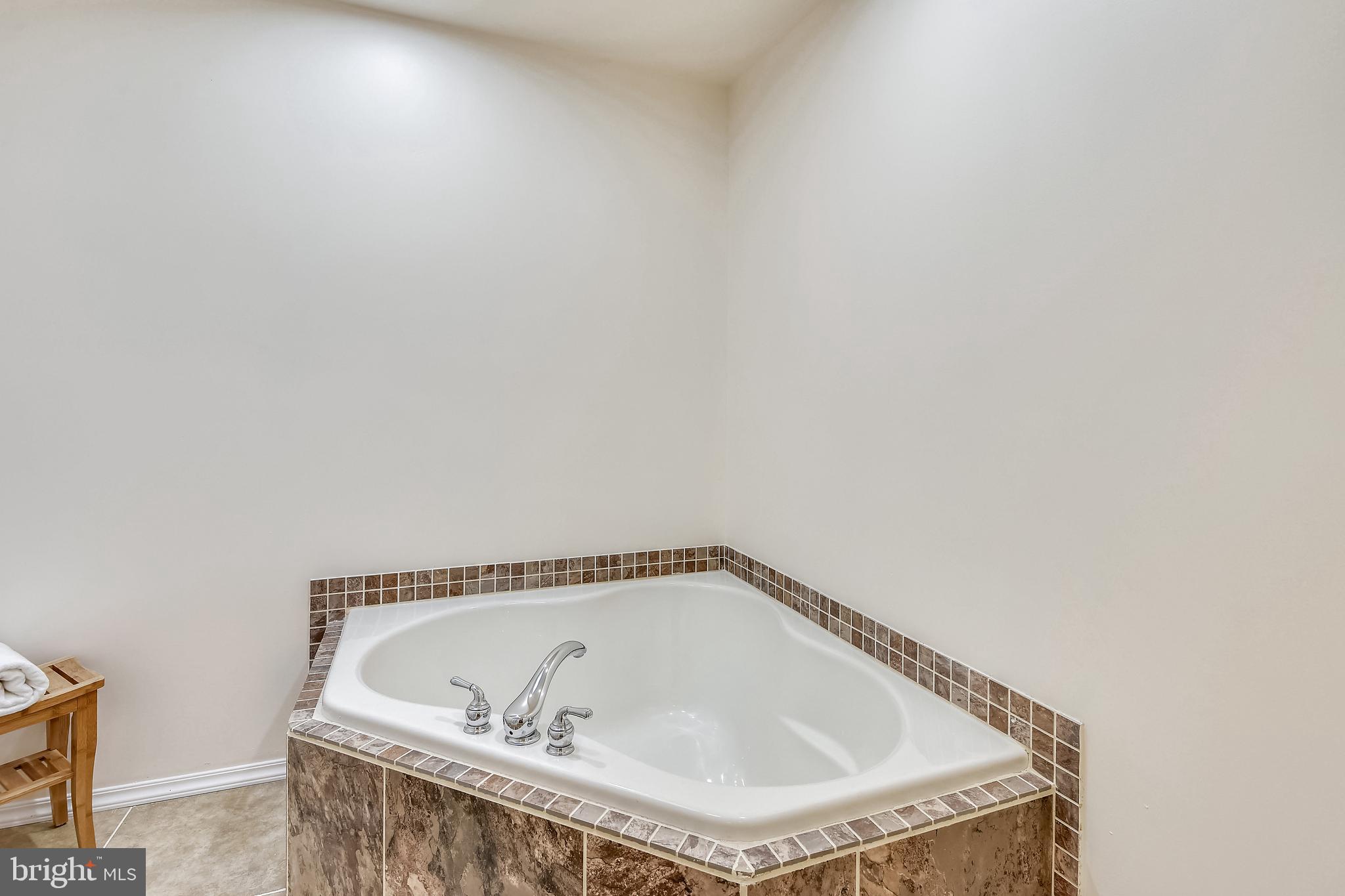 130 South Fox Road Sterling, VA 20164 - Photo 29 of 52 Gallery Image 29