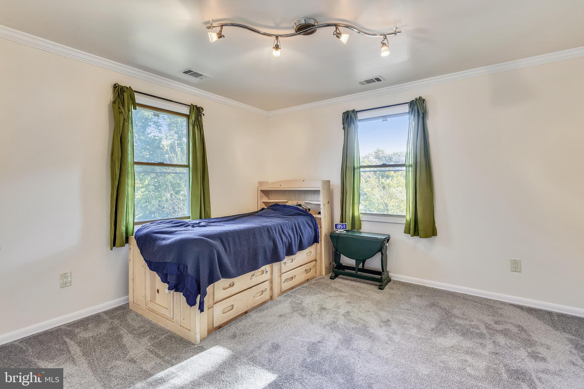130 South Fox Road Sterling, VA 20164 - Photo 30 of 52 Gallery Image 30