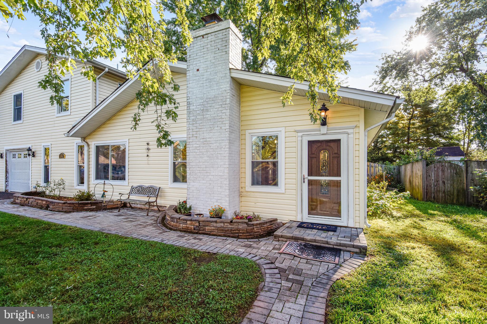 130 South Fox Road Sterling, VA 20164 - Photo 4 of 52 Gallery Image 4