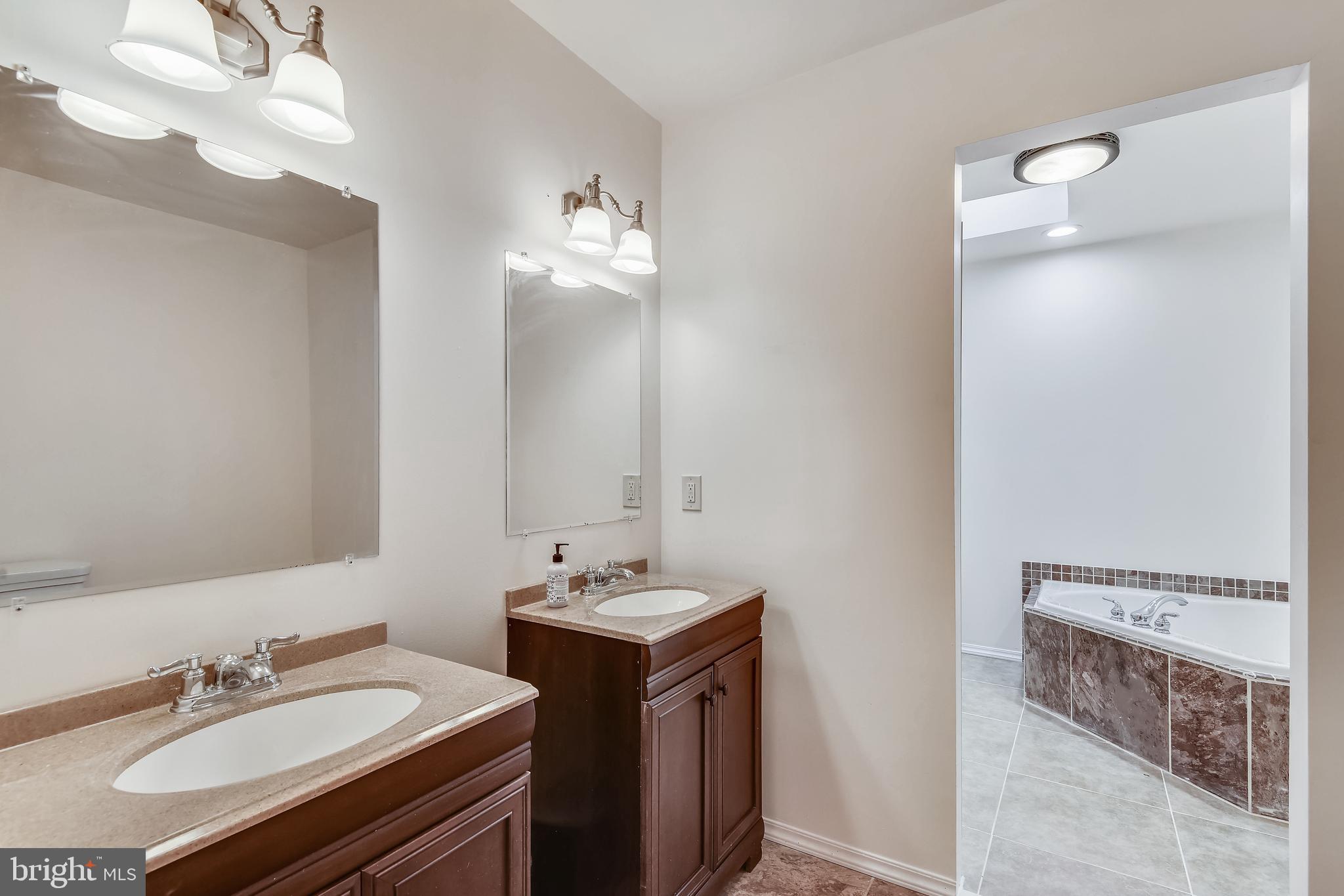 130 South Fox Road Sterling, VA 20164 - Photo 36 of 52 Gallery Image 36