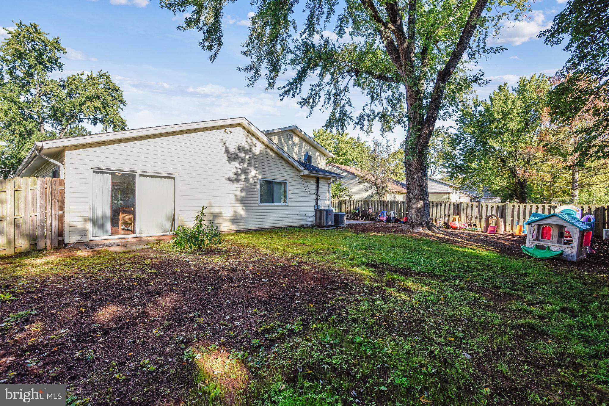 130 South Fox Road Sterling, VA 20164 - Photo 37 of 52 Gallery Image 37