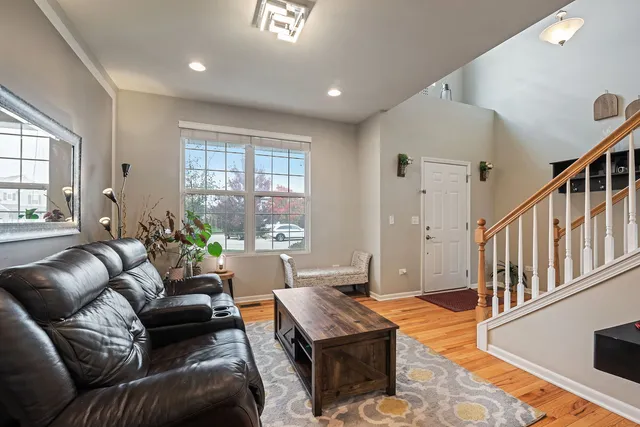 $4,000 | 4319 Silver Bell Court, Naperville, IL 60564