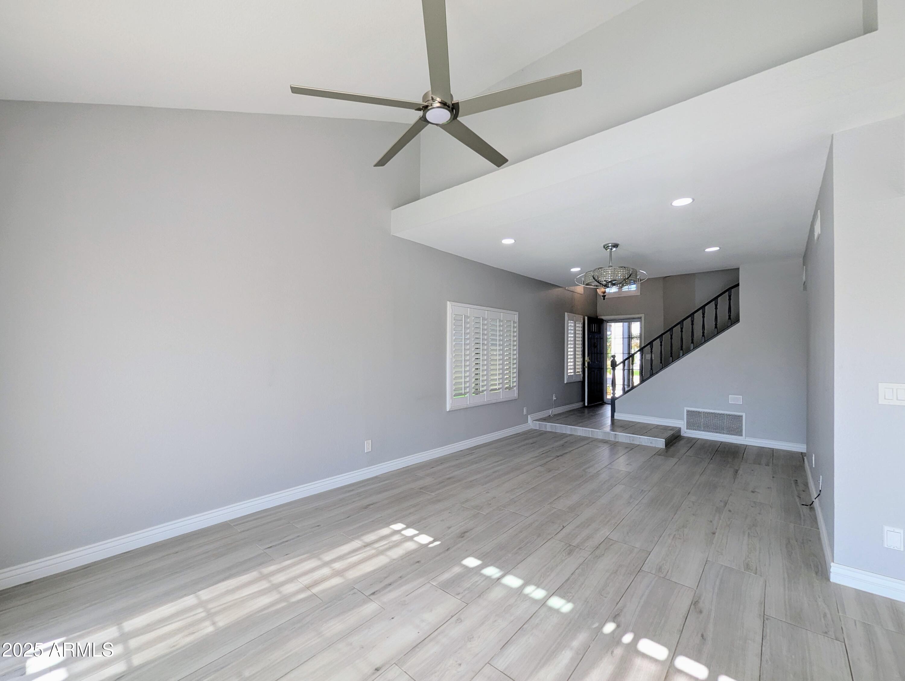 1337 West Windrift Way Gilbert, AZ 85233 - Photo 11 of 50 1337 W WINDRIFT WAY