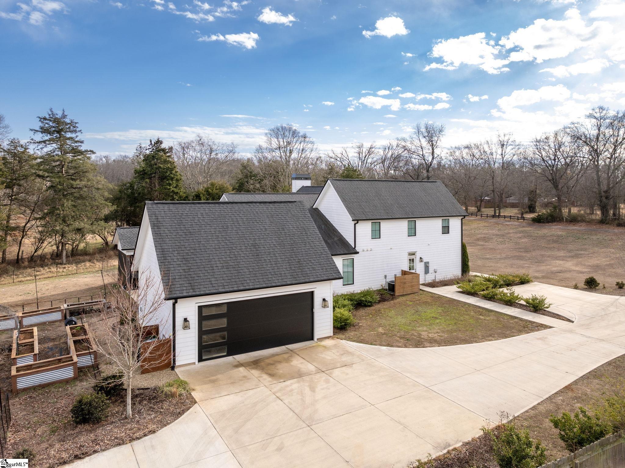 340 Tate Chapman Road Simpsonville, SC 29681 - Photo 27 of 49