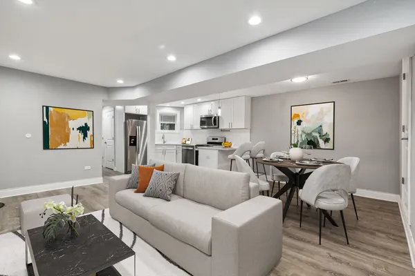 $2,900 | 1947 North Humboldt Boulevard, Unit G, Chicago, IL 60647