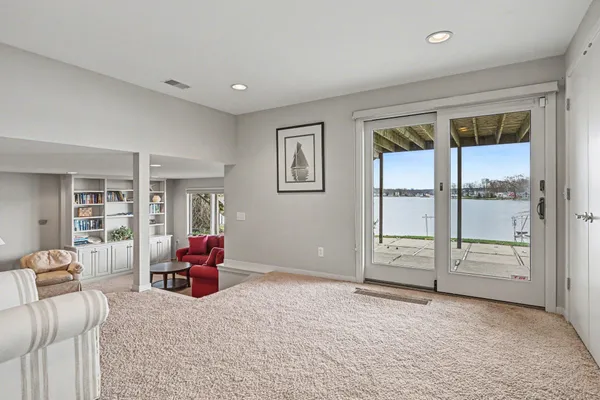 $885,000 | 7025 Eagle Hts Drive, Mattawan, MI 49071