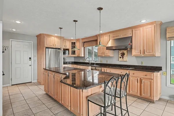 $885,000 | 7025 Eagle Hts Drive, Mattawan, MI 49071