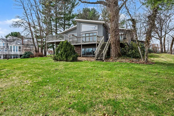 $885,000 | 7025 Eagle Hts Drive, Mattawan, MI 49071