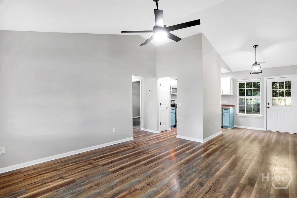 126 Sand Pine Court Springfield, GA 31329 - Photo 7 of 32