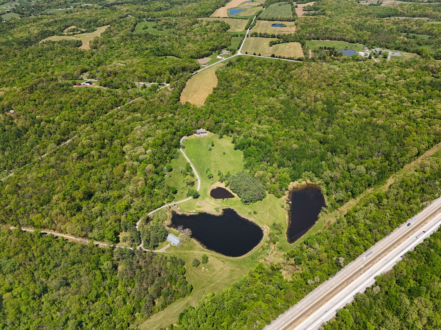 1870 North Lick Creek Road Goreville, IL 62939 - Photo 5 of 43