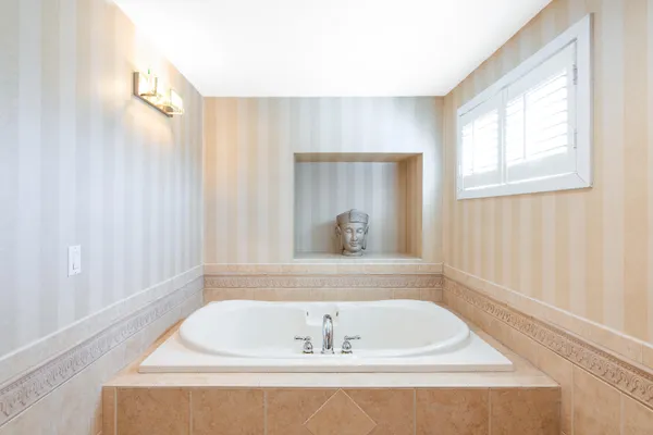 $959,000 | 34 Polaris Drive, Mashpee, MA 02649