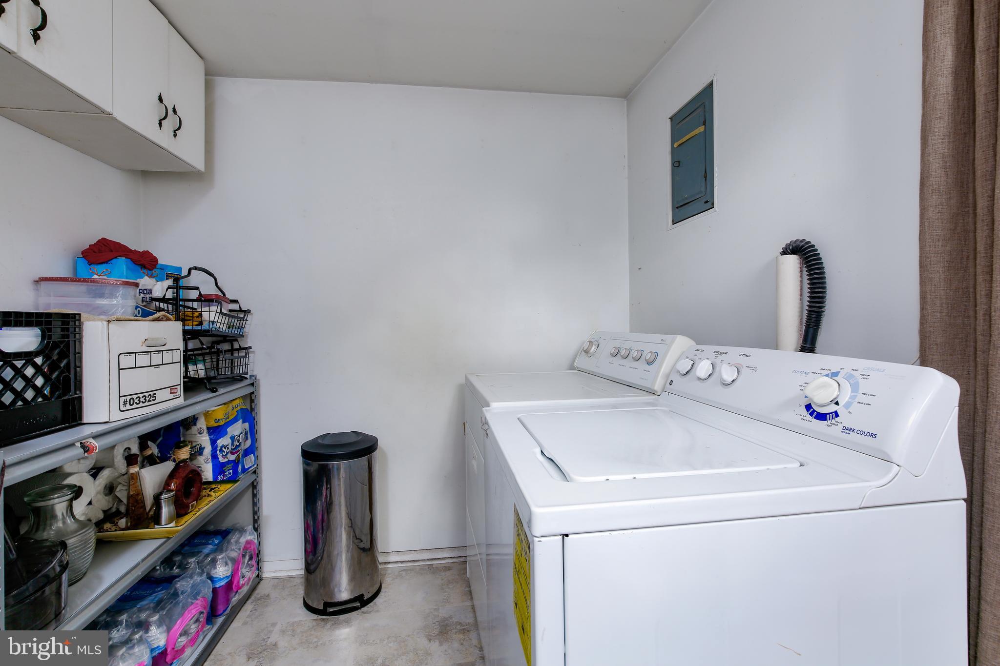 718 Templecliff Road Baltimore, MD 21208 - Photo 12 of 23 Laundry/storage