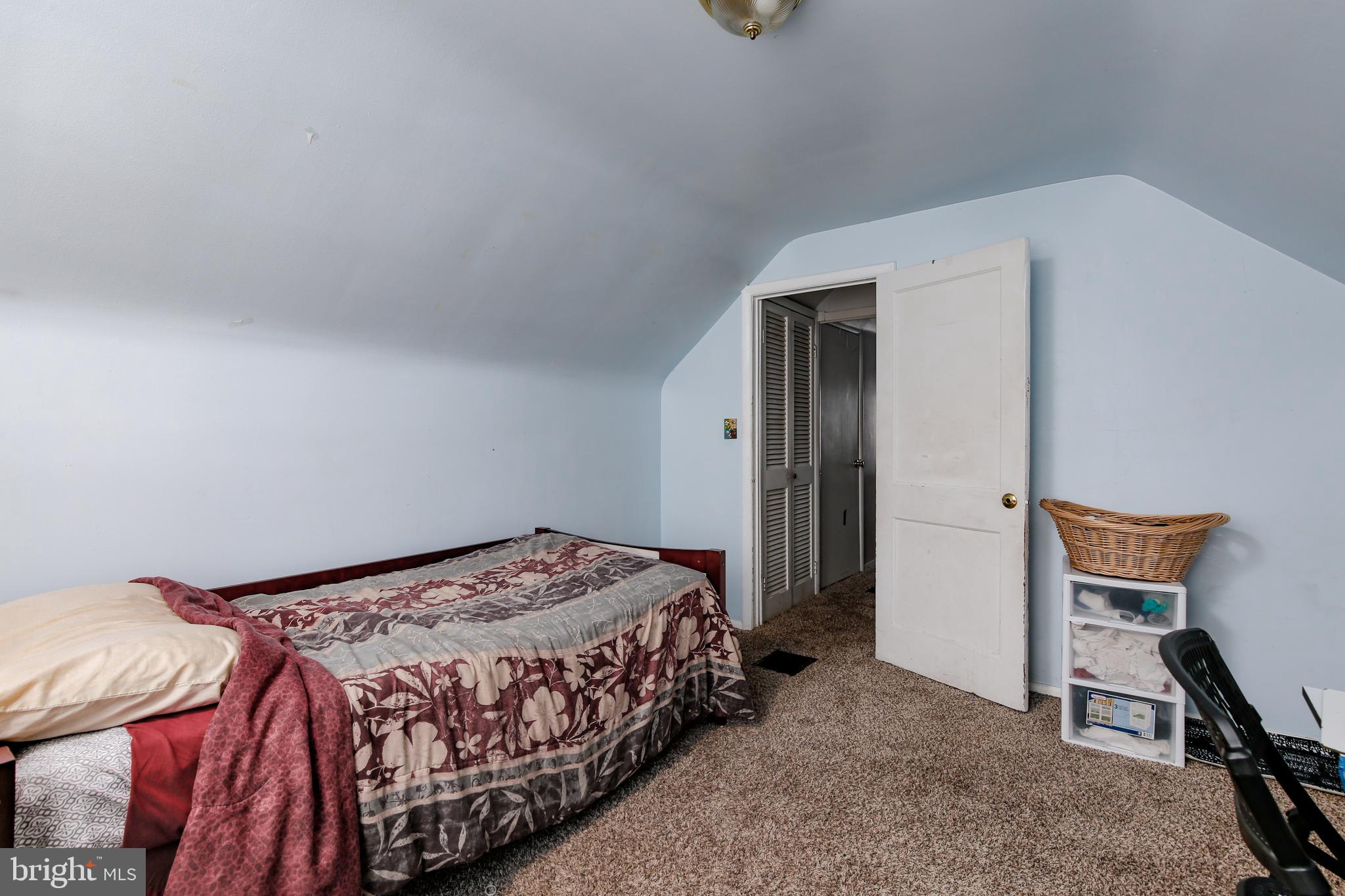 718 Templecliff Road Baltimore, MD 21208 - Photo 19 of 23 Bedroom 4/ upper level