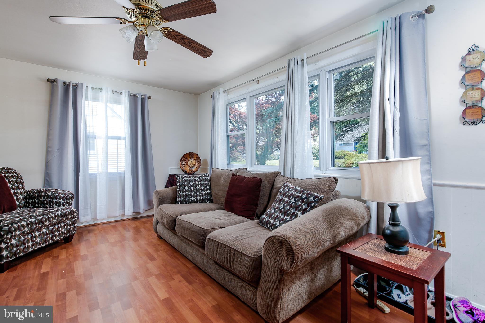 718 Templecliff Road Baltimore, MD 21208 - Photo 4 of 23