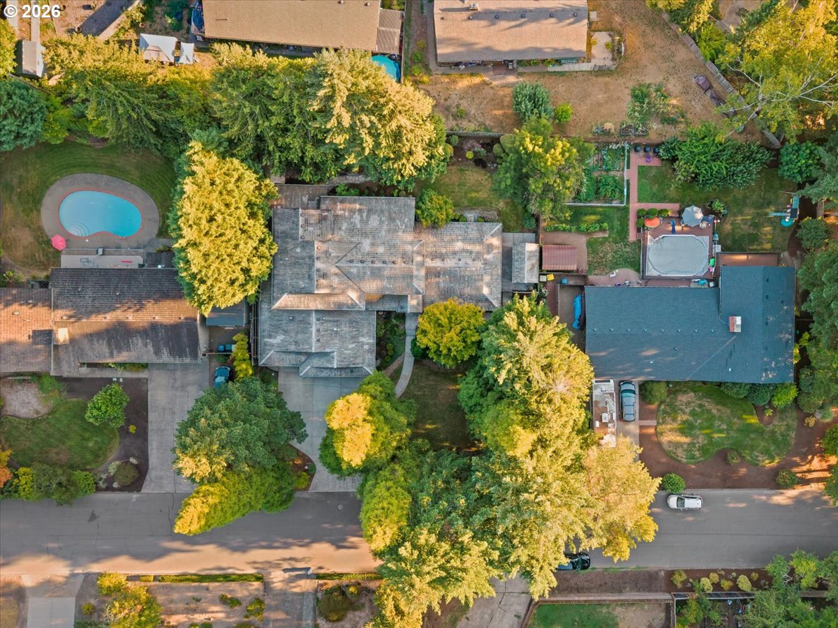 18800 Southwest Longacre Street Beaverton, OR 97003 - Photo 38 of 46