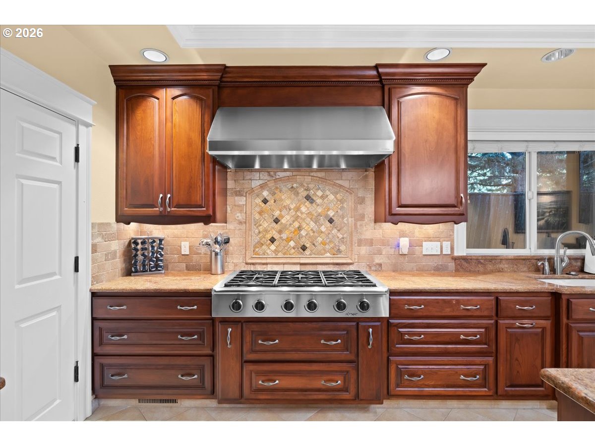 18800 Southwest Longacre Street Beaverton, OR 97003 - Photo 10 of 46