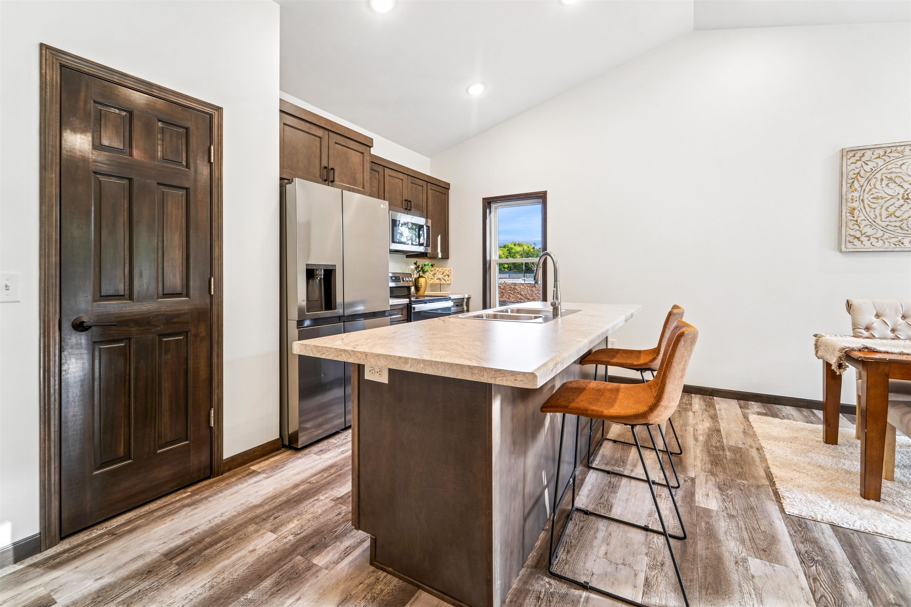 3198 West Ryegrass Drive Appleton, WI 54913 - Photo 3 of 27