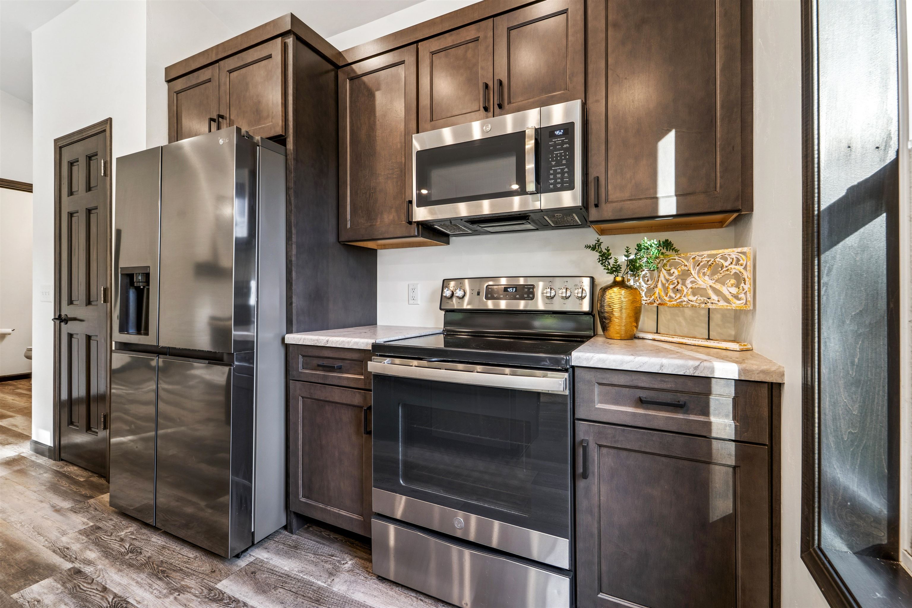 3198 West Ryegrass Drive Appleton, WI 54913 - Photo 5 of 27