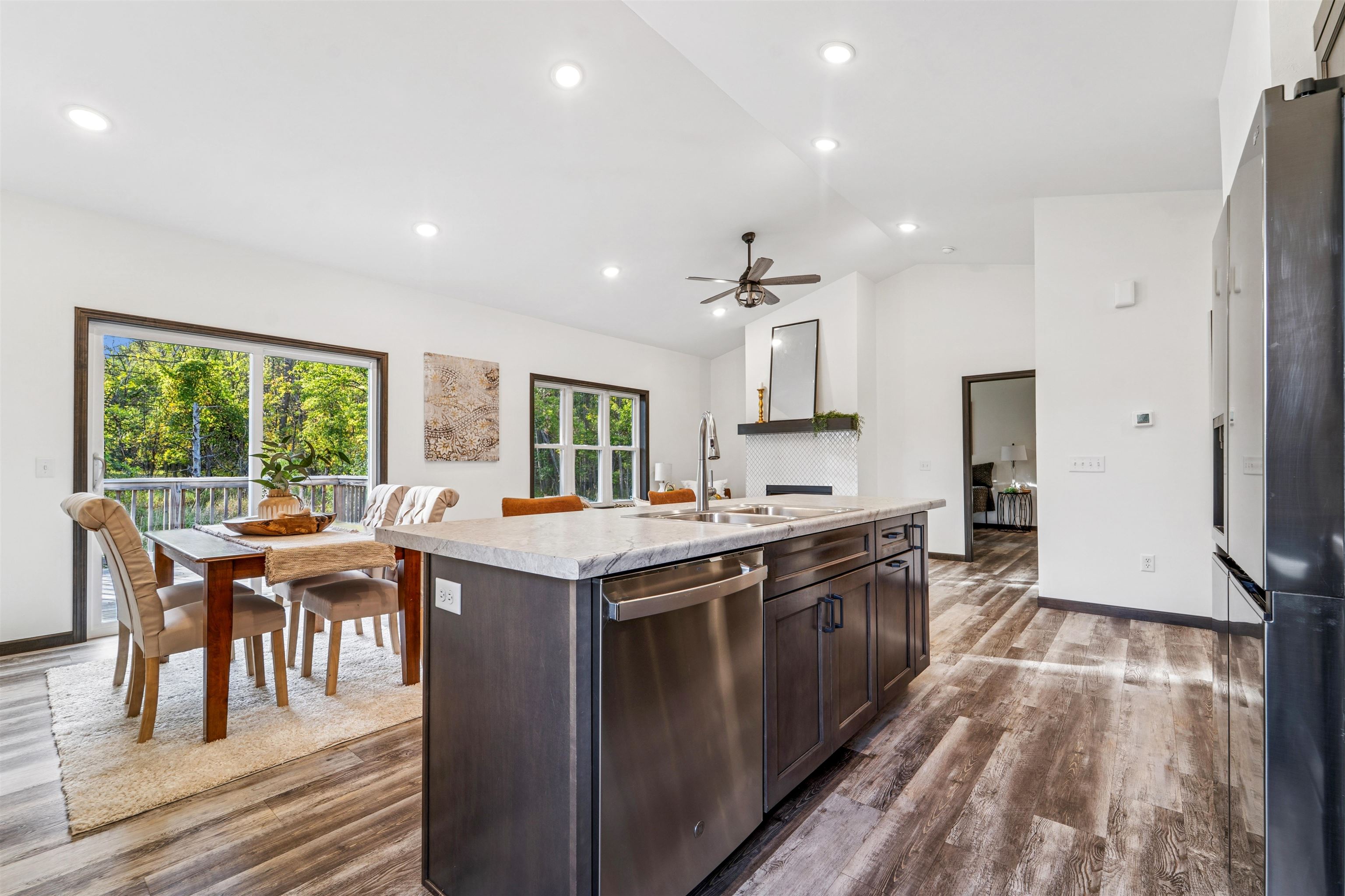 3198 West Ryegrass Drive Appleton, WI 54913 - Photo 6 of 27