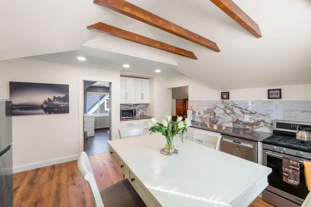 $1,995 | 2707 Garfield Avenue, Unit 3, Minneapolis, MN 55408