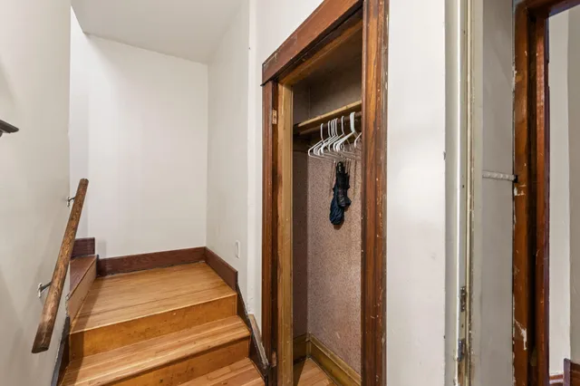 $1,995 | 2707 Garfield Avenue, Unit 3, Minneapolis, MN 55408