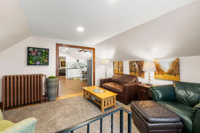 $1,995 | 2707 Garfield Avenue, Unit 3, Minneapolis, MN 55408