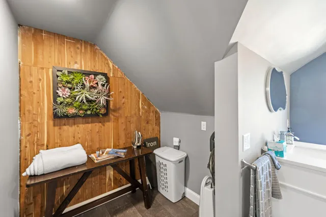 $1,995 | 2707 Garfield Avenue, Unit 3, Minneapolis, MN 55408