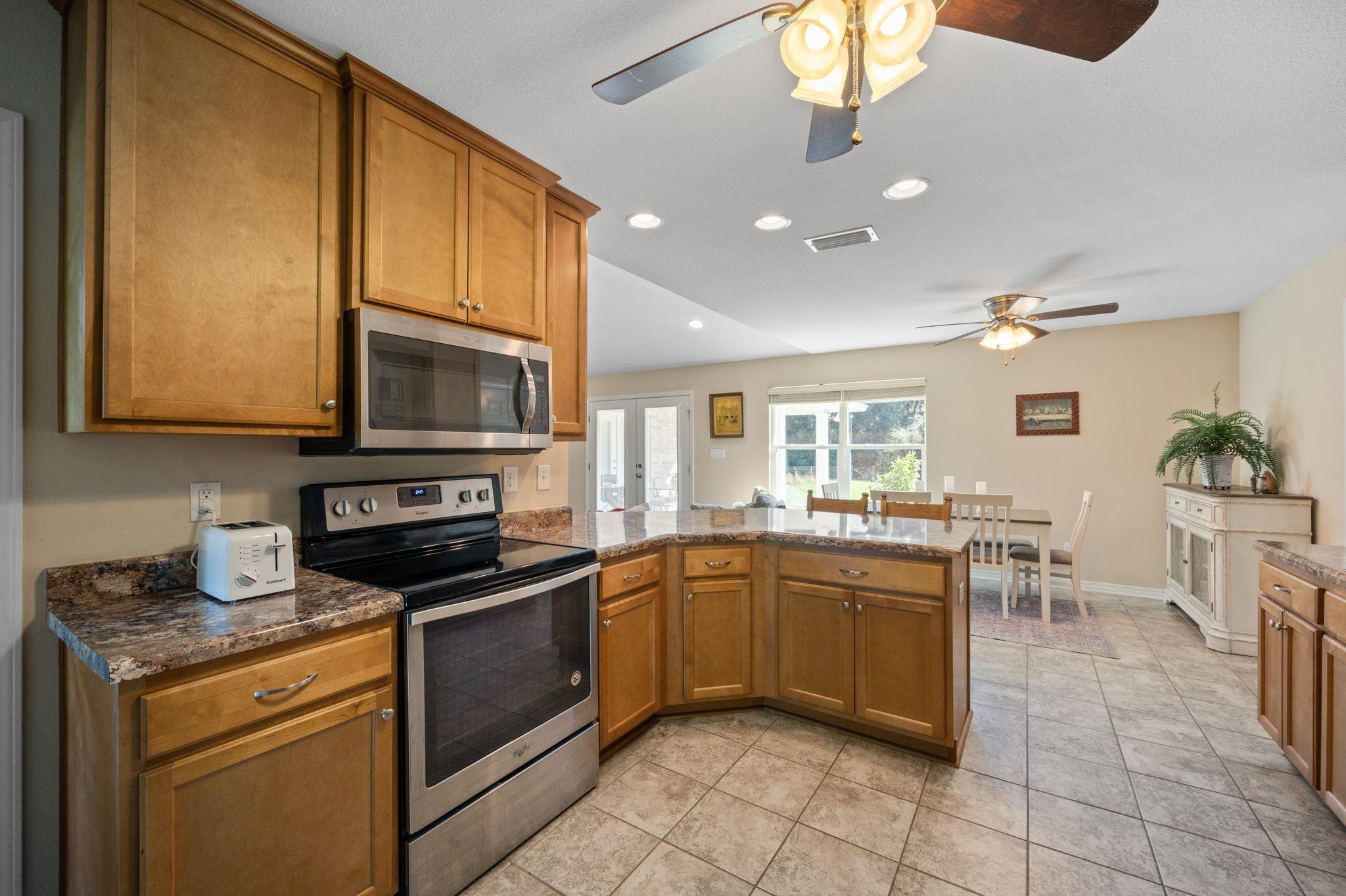 15066 Black Griffin Road Loxley, AL 36551 - Photo 15 of 38 Kitchen