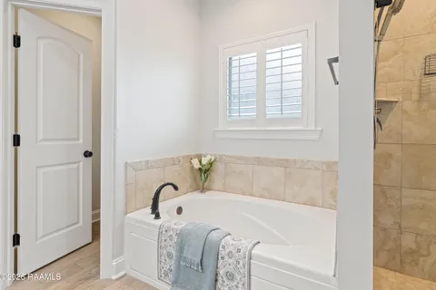 $425,000 | 307 Brianna Lane, Broussard, LA 70518