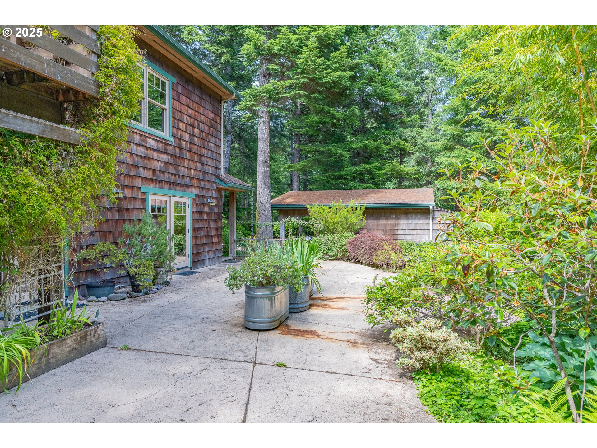 56190 Bullards Ferry Road Bandon, OR 97411 - Photo 7 of 45 Gallery Image 7