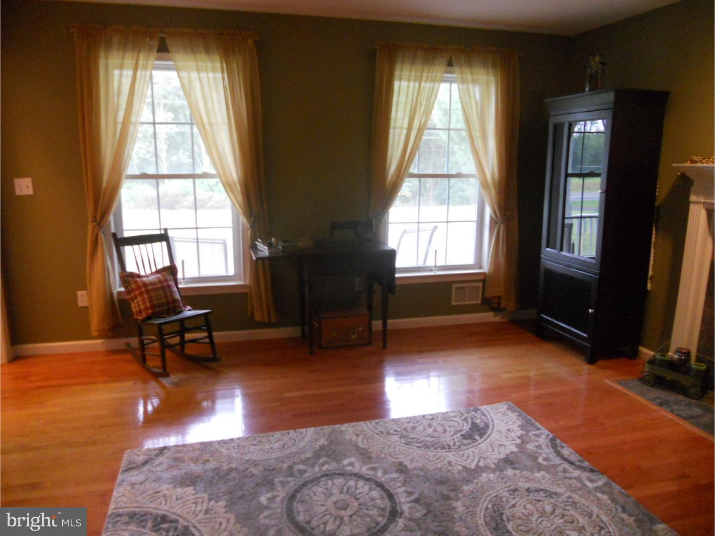 303 Dale Road Barto, PA 19504 - Photo 3 of 23 Gallery Image 3