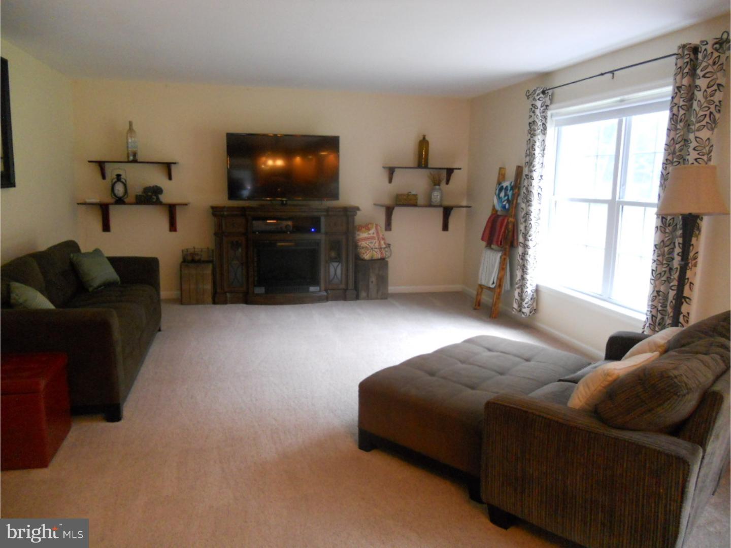 303 Dale Road Barto, PA 19504 - Photo 8 of 23 Gallery Image 8