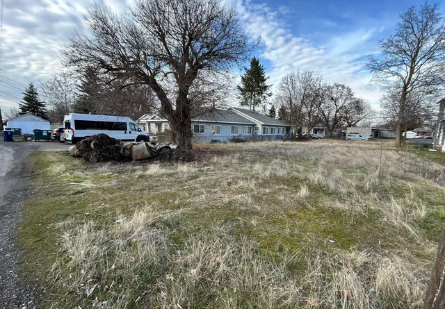 $98,000 | 1924 East Sharp Avenue, Spokane, WA 99202