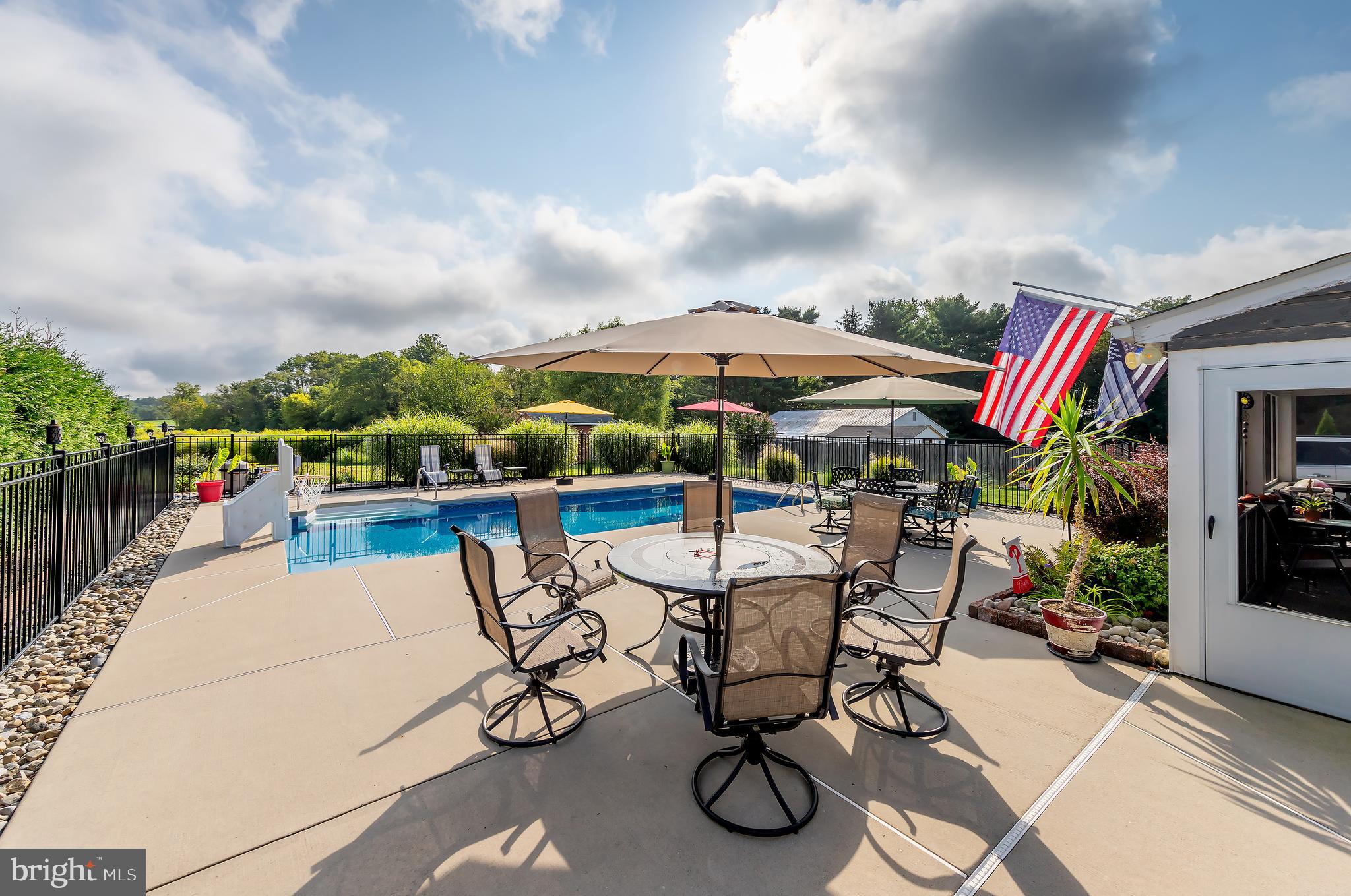 78 Fox Road Pilesgrove, NJ 08098 - Photo 18 of 24 Patio Set Negotiable