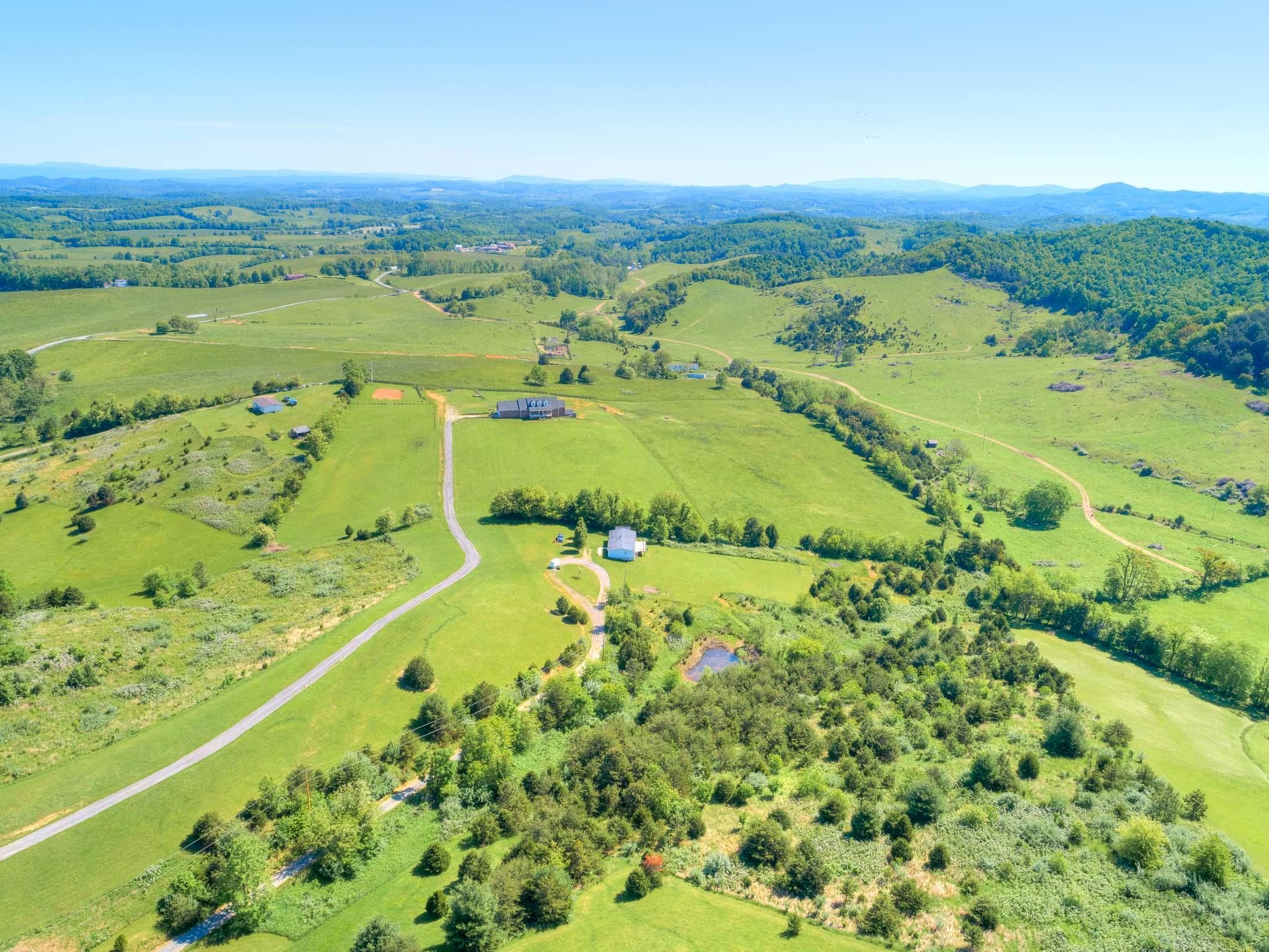3240 Dallas Freeman Road Hiwassee, VA 24347 - Photo 36 of 42 a view of a city with an ocean