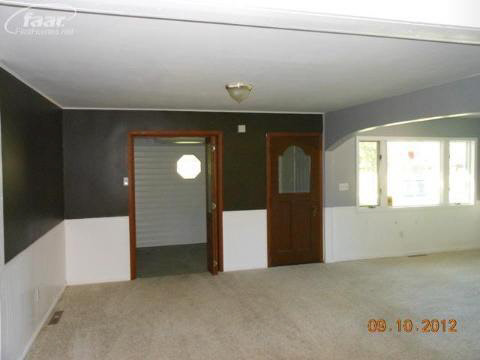 6137 East Potter Road Davison, MI 48423 - Photo 5 of 14 20169453-4.JPG