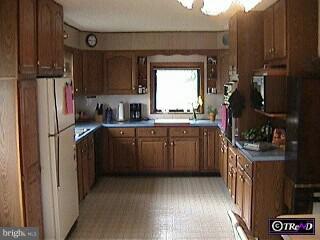 2560 Ball Road Willow Grove, PA 19090 - Photo 3 of 4 Gallery Image 3