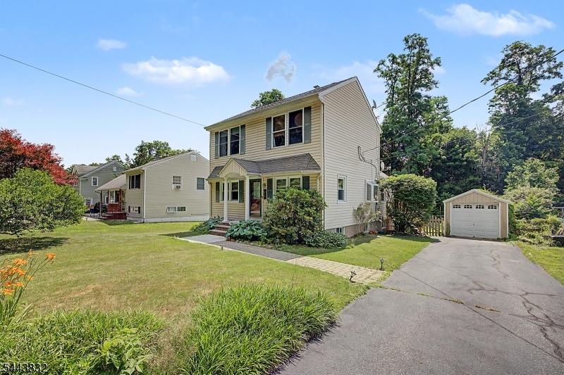 26 Mt Arlington Road Ledgewood, NJ 07852 - Photo 3 of 20