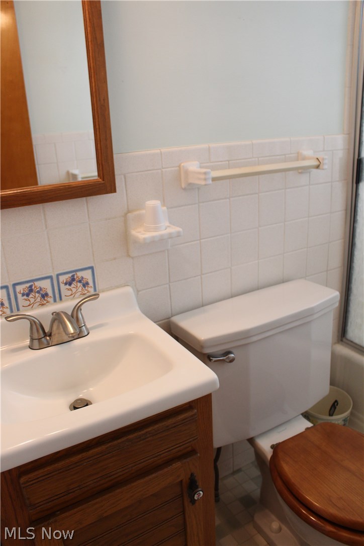 12903 Shadyway Road Cleveland, OH 44125 - Photo 8 of 26 Gallery Image 8