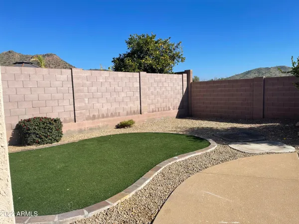 $3,900 | 34005 North 23rd Drive, Phoenix, AZ 85085