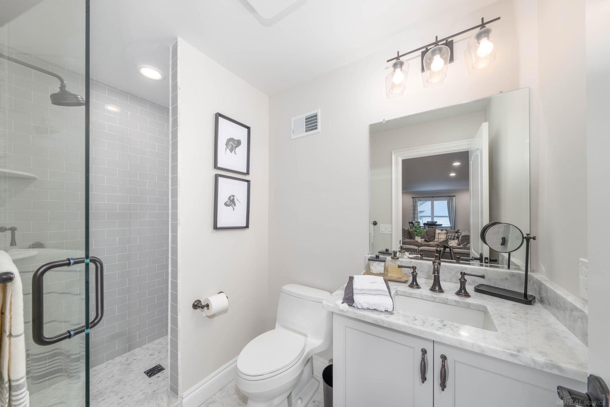 7100 Ridgeview Lane Washington, MI 48095 - Photo 23 of 82 50160288-042b9705-df97-4d4f-bc57-92548778cebf.JPG