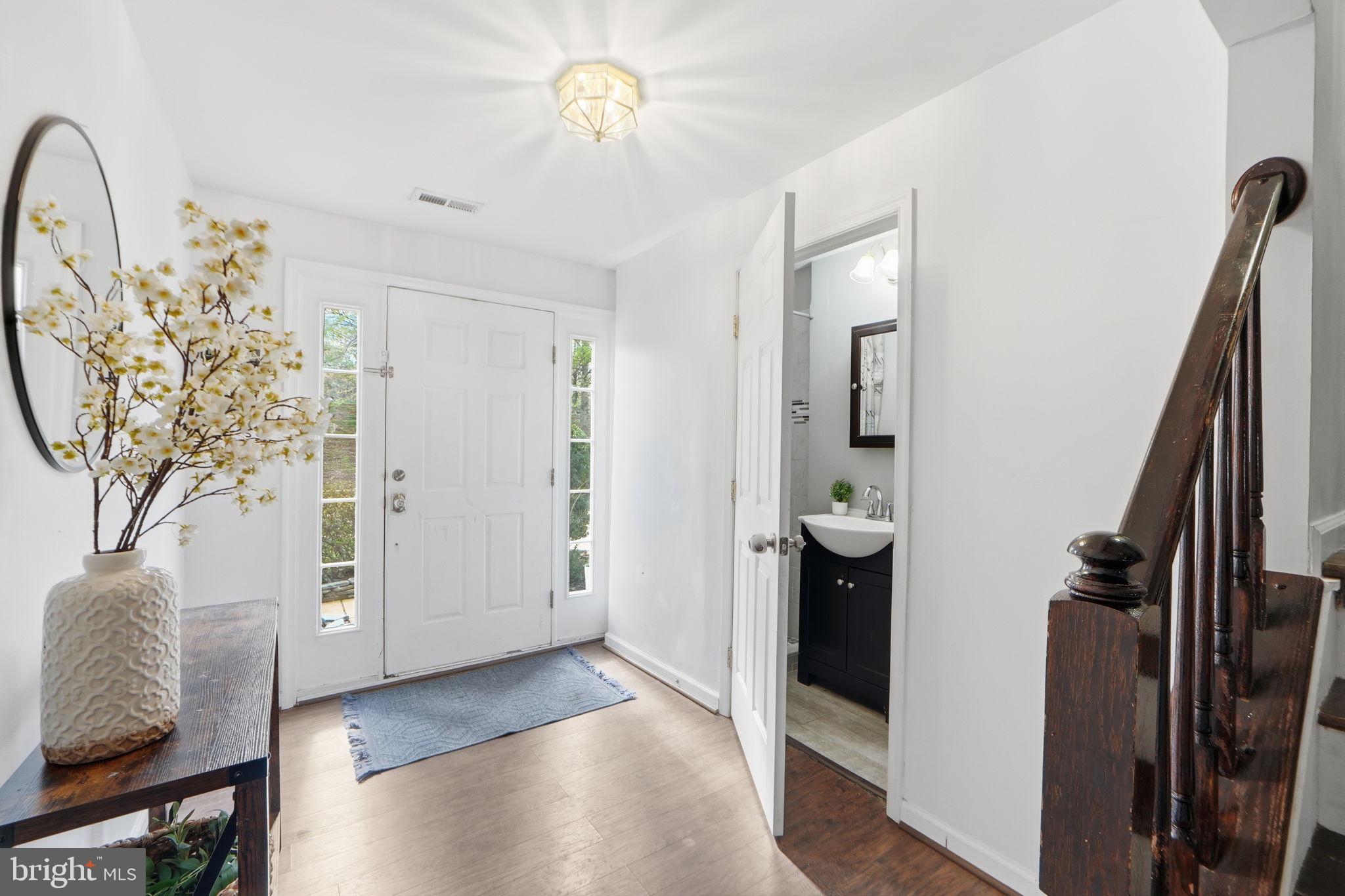 14714 Ducktan Loop Gainesville, VA 20155 - Photo 3 of 36