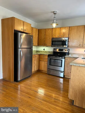 $2,100 | 111 Chestnut Avenue, Narberth, PA 19072
