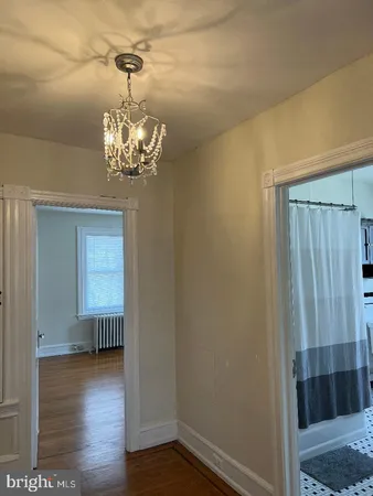 $2,100 | 111 Chestnut Avenue, Narberth, PA 19072