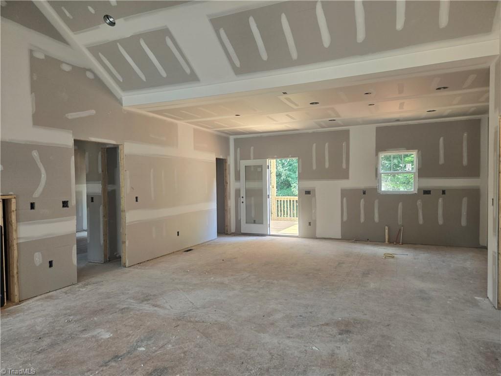 2850 Leonard Road Lexington, NC 27295 - Photo 2 of 36 Gallery Image 2