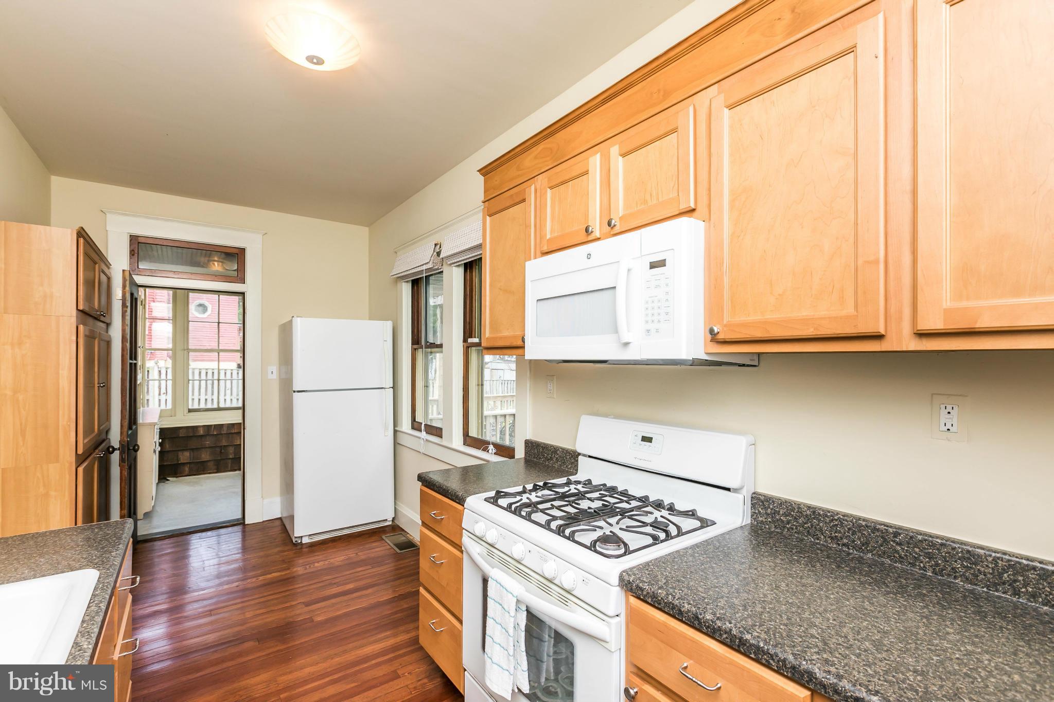 5010 Morello Road Baltimore, MD 21214 - Photo 13 of 29 Kitchen