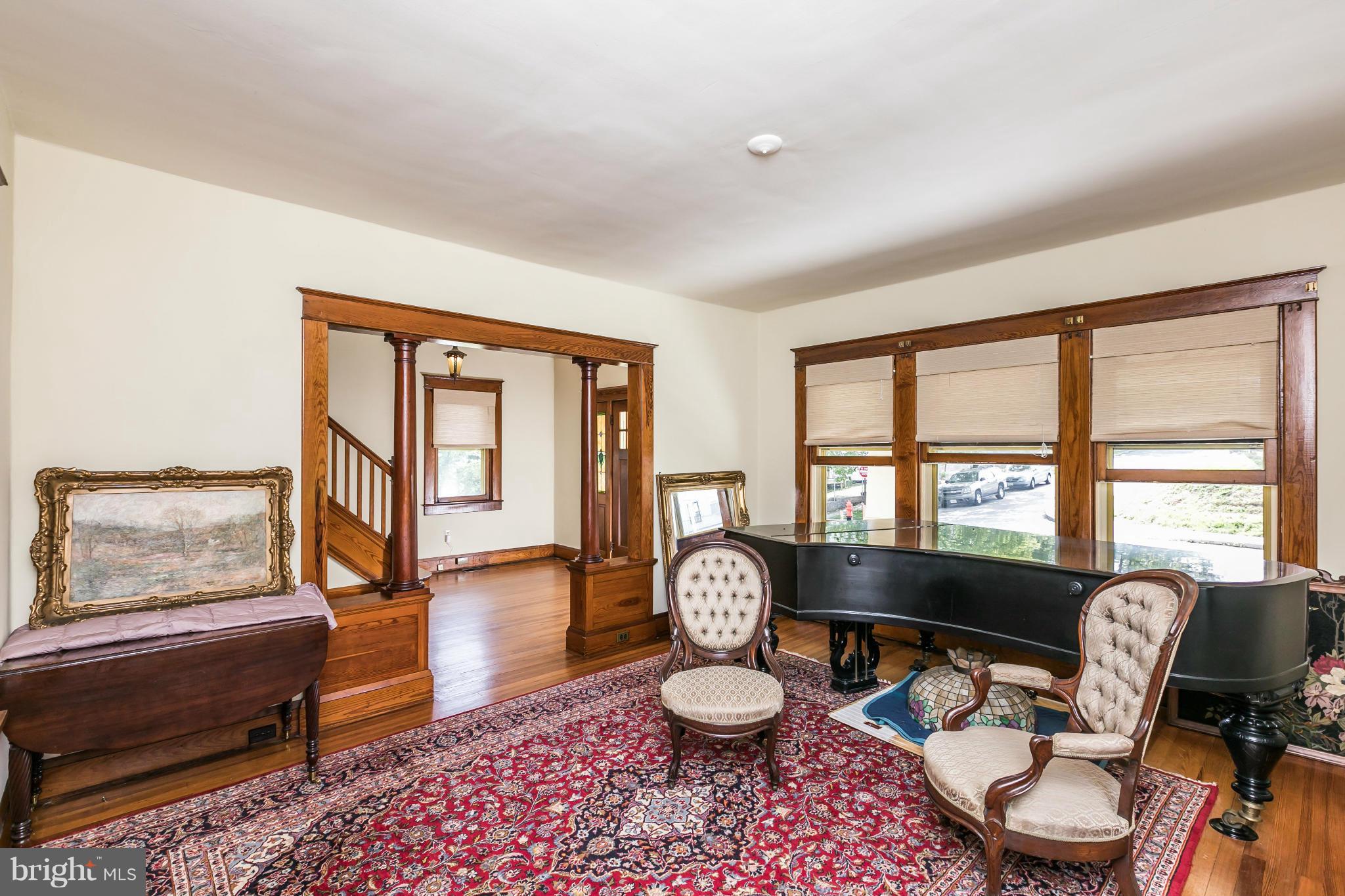 5010 Morello Road Baltimore, MD 21214 - Photo 7 of 29 Living Room