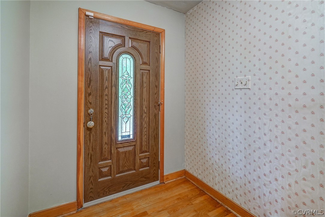 7651 Varann Road Henrico, VA 23231 - Photo 19 of 44 wooden floor with a mirror