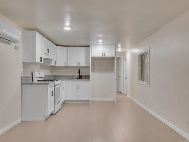 $85,000 | 2042 Girard Street, Unit 42, Delano, CA 93215